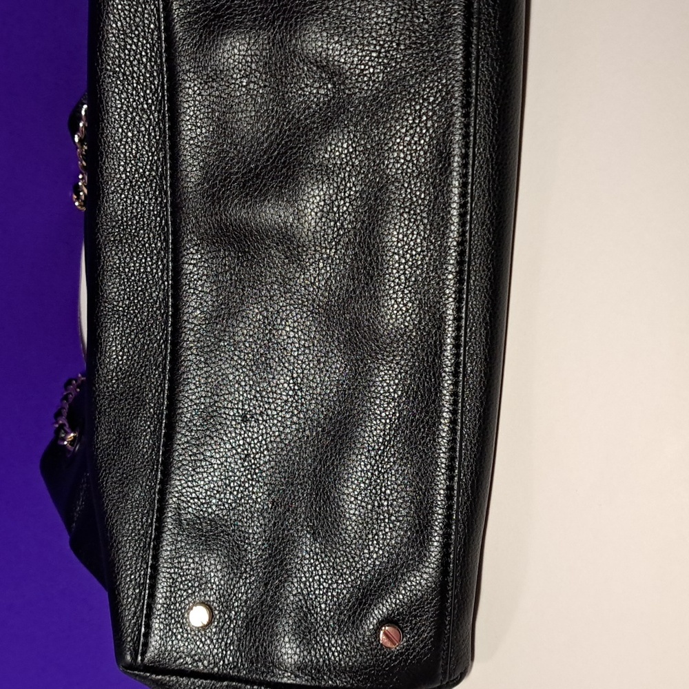 Tory Burch Thea Slouchy Chain Tote Beautiful🖤 - Picture 13 of 13